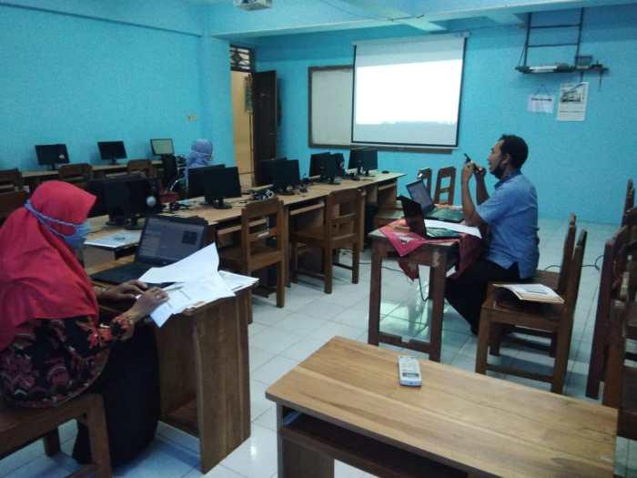 Tantangan Guru dalam Pembelajaran Jarak Jauh: Hambatan dan Solusi 2 116a25c4e25b159