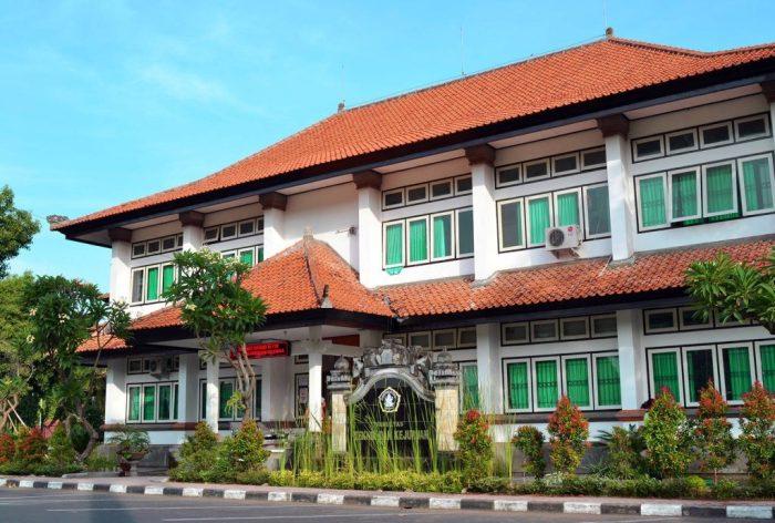 Universitas Pendidikan Ganesha: Negeri atau Swasta, Pilihan Tepat untuk Masa Depan Cerah 2 116a25c523d6d7c
