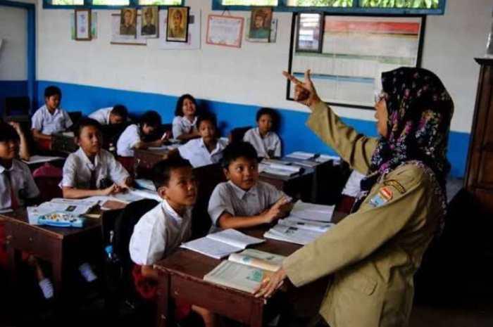 Jelaskan Program Pemerintah dalam Meningkatkan Pendidikan 1 116a25c5c954115
