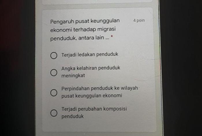 Pusat Keunggulan Ekonomi: Dampak pada Akses dan Kualitas Pendidikan 1 116a25c694e7be9